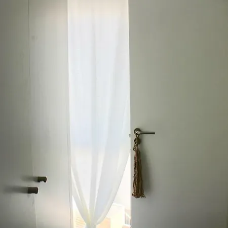 Apartmán Sea View In With Pool & Private Parking Space *